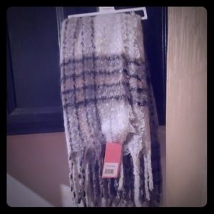 Isaac mizrahi scarf